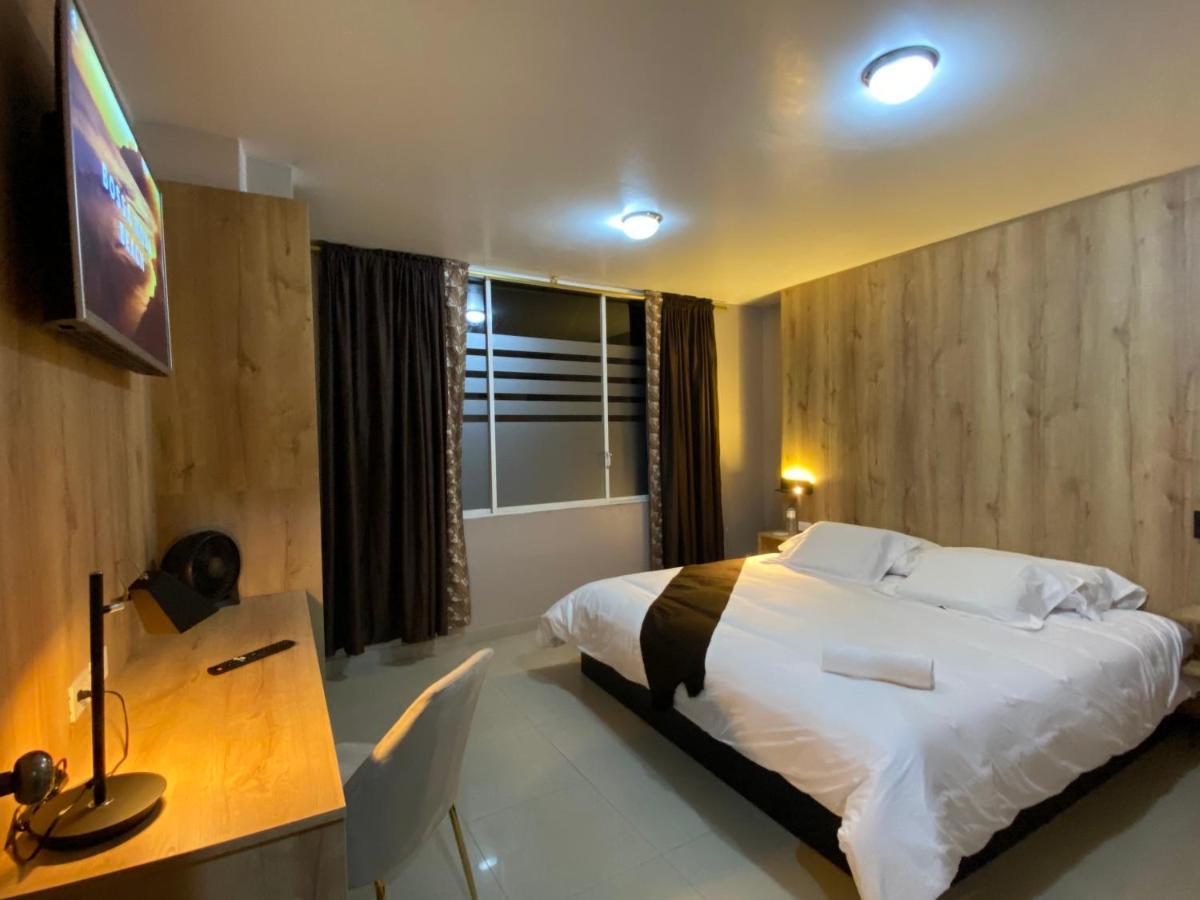Hotel Wampushkar Zamora Exteriér fotografie